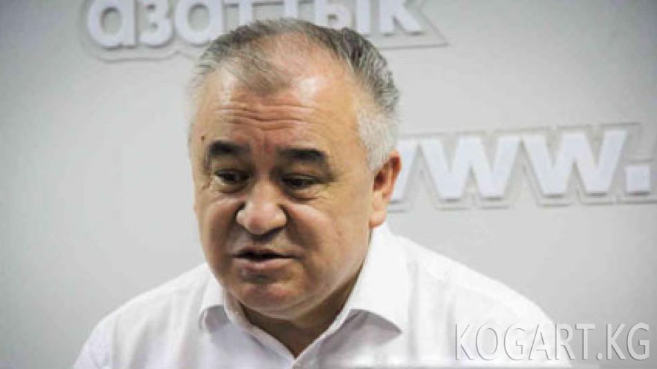 Текебаев үйүнө белгисиз бирөөлөр киргенин айтты