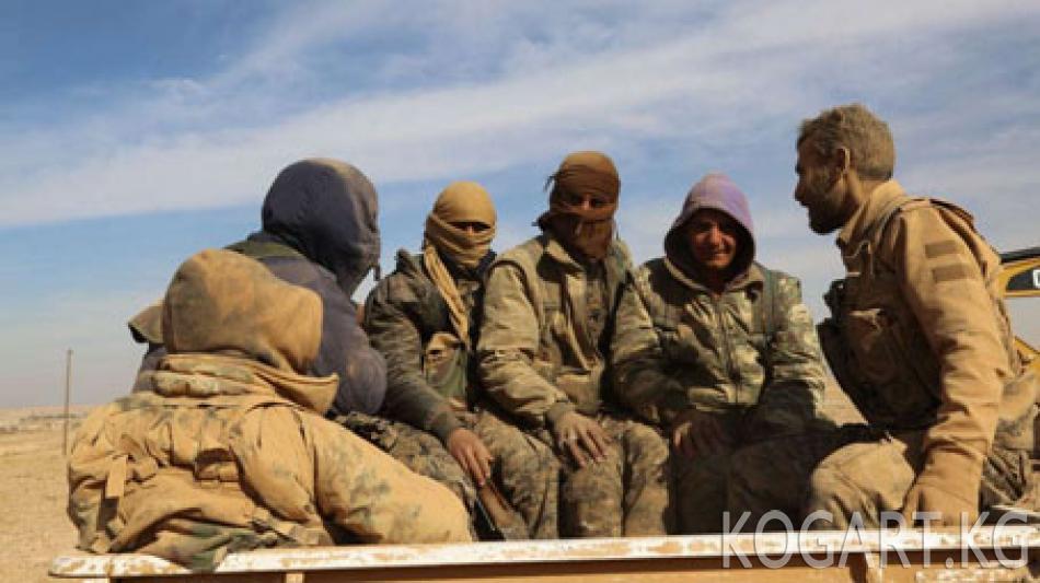 АКШ сириялык көтөрүлүшчүлөргө бронетехника берүүдө