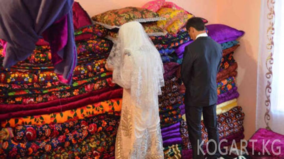 Тажикстанда милдеттүү түрдө нике келишимин түзүү сунушталууда