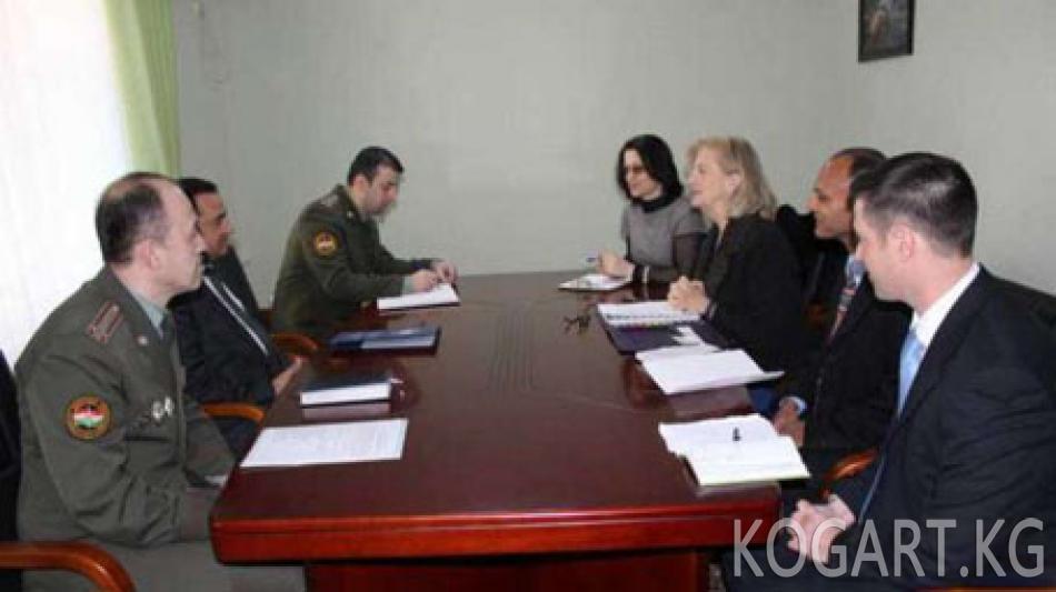 АКШ кар көчкүдөн жапа чеккен Тажикстанга жардам берет