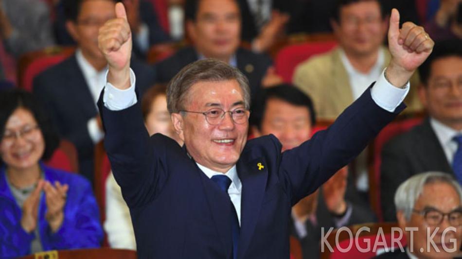 Түштүк Кореянын жаңы президенти ант берди