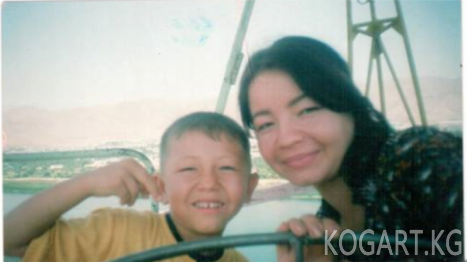 Өзбекстанда тыңчылык үчүн соттолгон аялдын атасы Жогорку сотко...