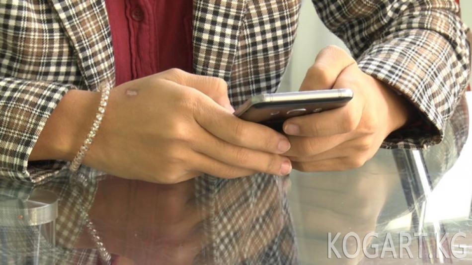 Тажикстанда киберкылмышкерлер Инстаграм аркылуу кыздарды...