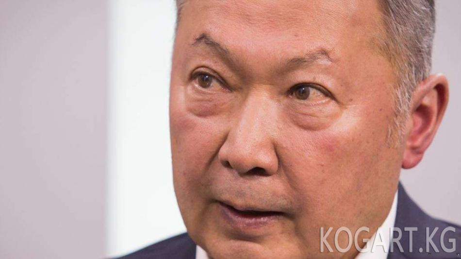 Казакстан Бакиевди катыштырып Кыргызстан тууралуу тасма тартты