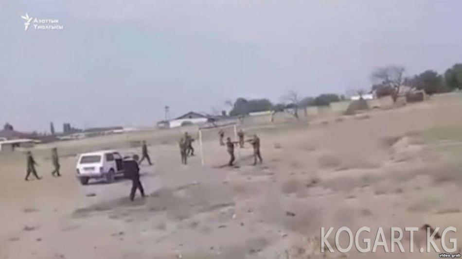 Кыргыз-тажик чек арачылары ок атышпоо тууралуу протоколго кол коюшту