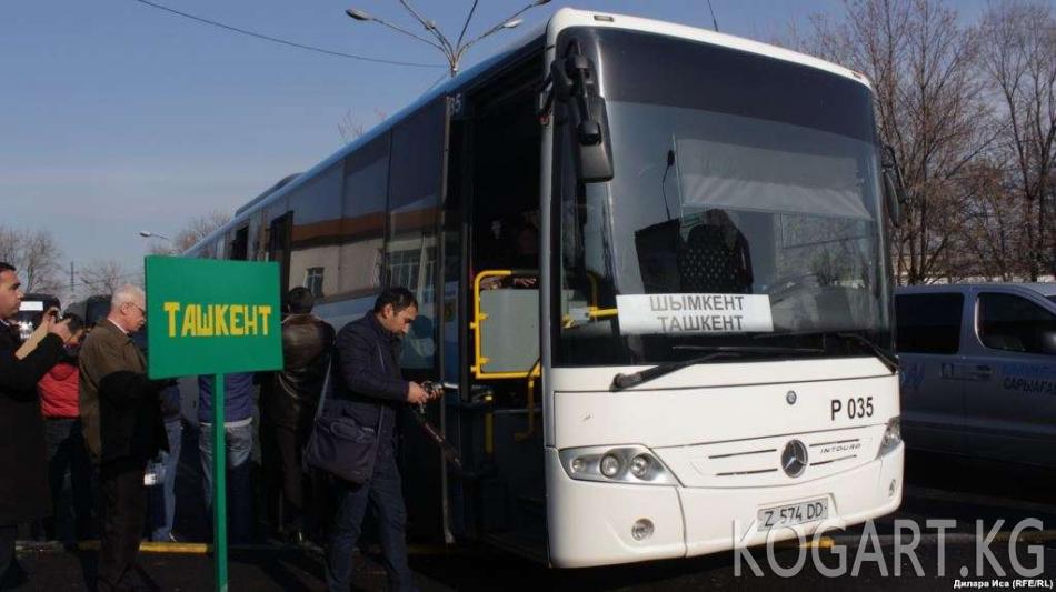 Алматы — Ташкент унаа жолунда автобус аткыланды